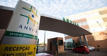 É uma imagem do post com o título Concurso Anvisa: gabaritos das provas saem nesta terça, 23