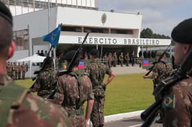 É uma imagem do post com o título Exército: editais dos concursos EsFCEx e EsSEx somam 197 vagas