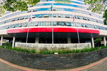 É uma imagem do post com o título Edital do concurso TJ MG de nível médio é elaborado, diz órgão