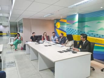 É uma imagem do post com o título Concurso Correios e plano de cargos são discutidos com categoria