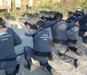 É uma imagem do post com o título Concurso Polícia Penal BA: edital é publicado com 287 vagas