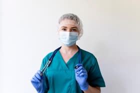 É uma imagem do post com o título Fahece abre vaga temporária para técnico em enfermagem em SC