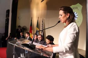 É uma imagem do post com o título Delegada cobra aprovados na PC RS e editais até o fim do ano