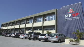 É uma imagem do post com o título Concurso MP SP: sai edital para nível fundamental; até R$8 mil