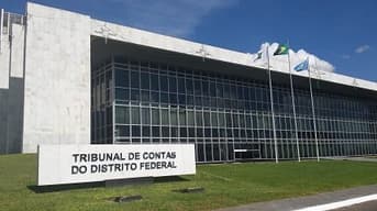 É uma imagem do post com o título Concurso TC DF: veja demanda de candidato por vaga para analista