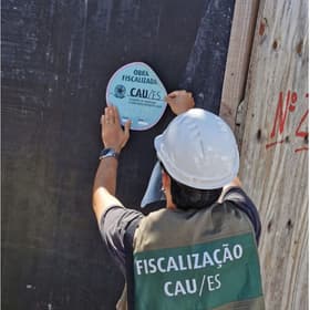 É uma imagem do post com o título CAU ES contrata Iades e edital já pode ser publicado