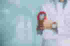 É uma imagem do post com o título HCFMRP USP abre vaga de médico em Clínica Cirúrgica