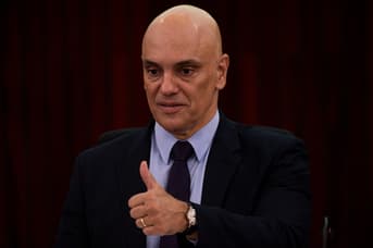 É uma imagem do post com o título Alexandre de Moraes confirma novo concurso TSE Unificado em 2024