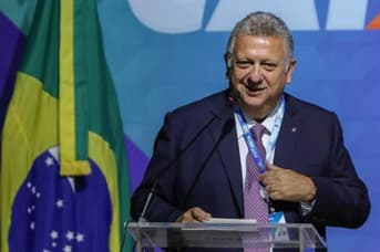 É uma imagem do post com o título Concurso Caixa: presidente eleito diz que vai "promover ingresso"