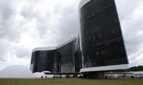 É uma imagem do post com o título Concurso TSE Unificado: diretor informa 495 vagas em novo edital