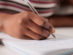 É uma imagem do post com o título Câmara de Tiros MG abre concurso para fundamental e médio