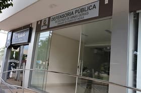 É uma imagem do post com o título Concurso DPE MG para servidores e defensor tem nova comissão formada