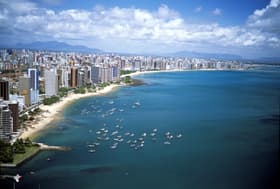 É uma imagem do post com o título Concurso AMC de Fortaleza CE tem edital publicado com 128 vagas