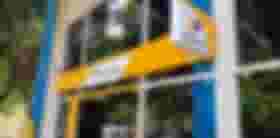 É uma imagem do post com o título Concurso Correios: o que caiu na prova para atendente comercial?