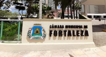 É uma imagem do post com o título Concurso Câmara de Fortaleza CE terá edital com 78 vagas este mês