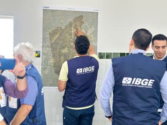 É uma imagem do post com o título Concurso IBGE abre inscrições para 1.414 vagas; veja como fazer!