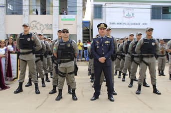 É uma imagem do post com o título PM AC forma comissão do novo concurso para oficiais