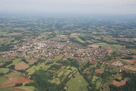 É uma imagem do post com o título Crissiumal RS divulga seis processos seletivos em diversos cargos