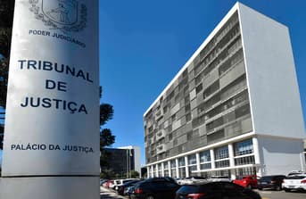 É uma imagem do post com o título Concurso TJ PR: banca é escolhida para o novo edital de juiz