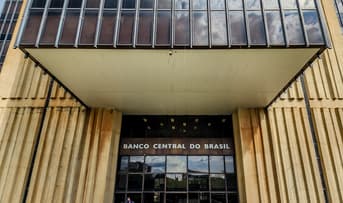 É uma imagem do post com o título Concurso Bacen lotação: saiba onde os aprovados podem trabalhar