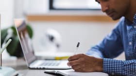 É uma imagem do post com o título IPMT anuncia seu primeiro concurso e confirma oferta de 337 vagas